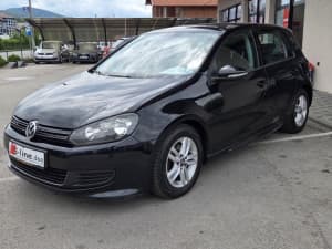 VW GOLF 6 2010 godina 1.6 tdi 77kw. **061412226